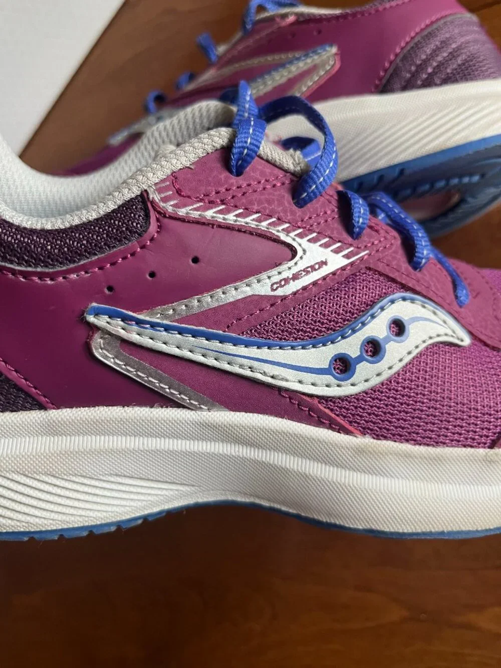 Saucony Cohesion plum sneakers 3Y